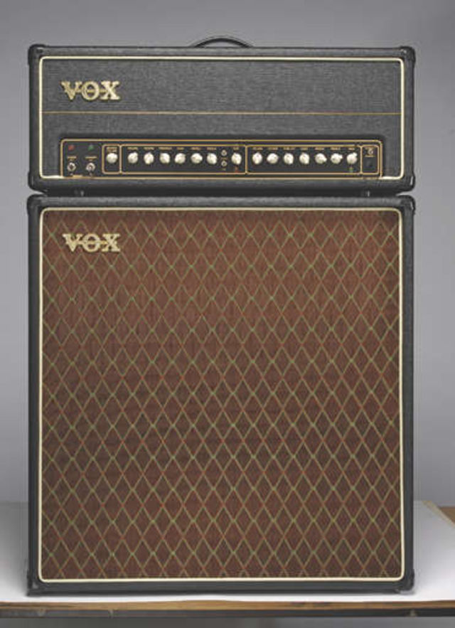 Vox Classic Plus AC100CPH Head Amp With its diamond-pattern grill cloth, there's no mistaking this amplifier's heritage